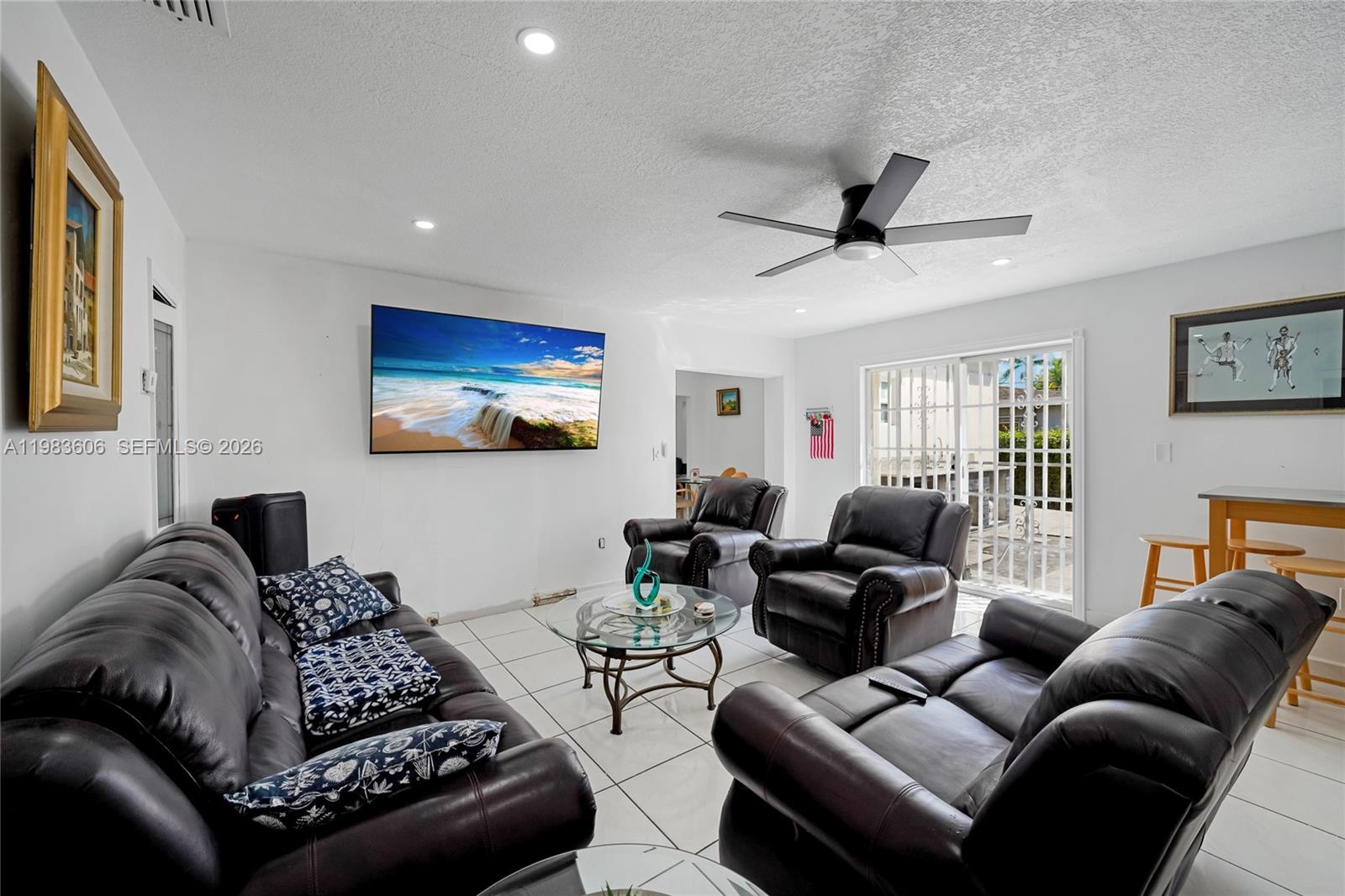 DUAL CONDO NO 1 - Residential