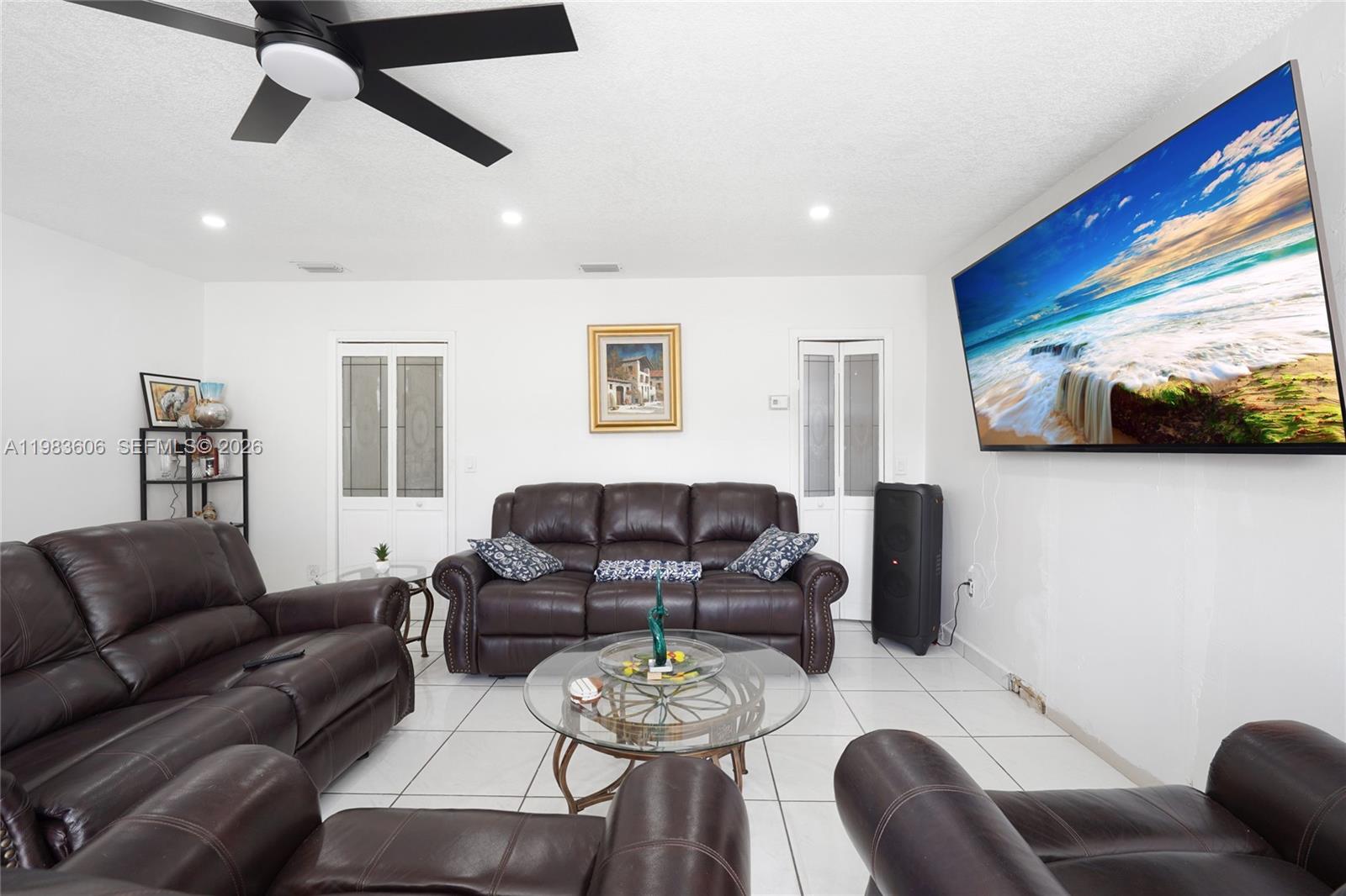 DUAL CONDO NO 1 - Residential