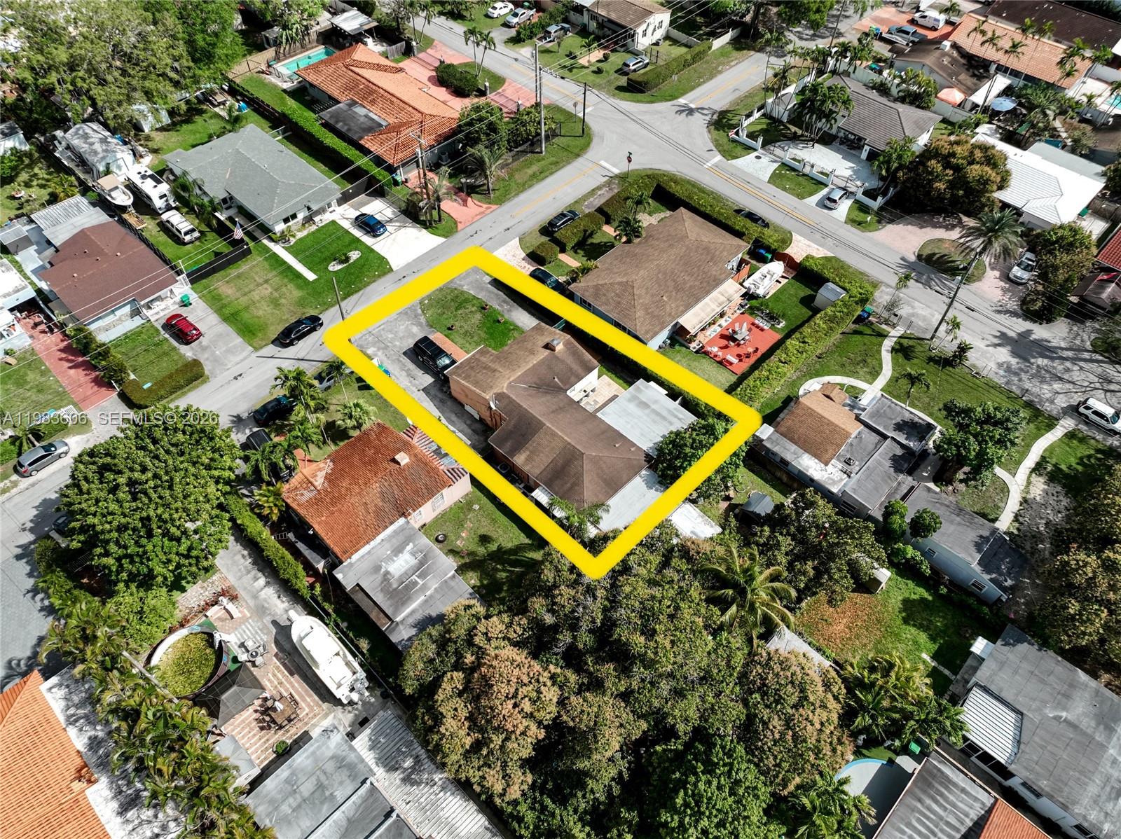 DUAL CONDO NO 1 - Residential