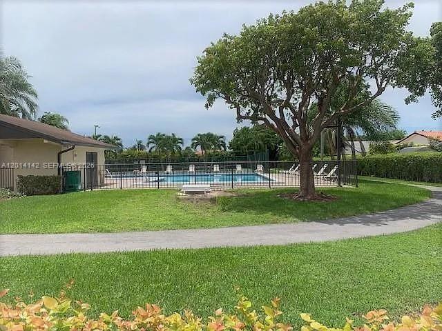 PUEBLO DEL SOL - Residential Lease