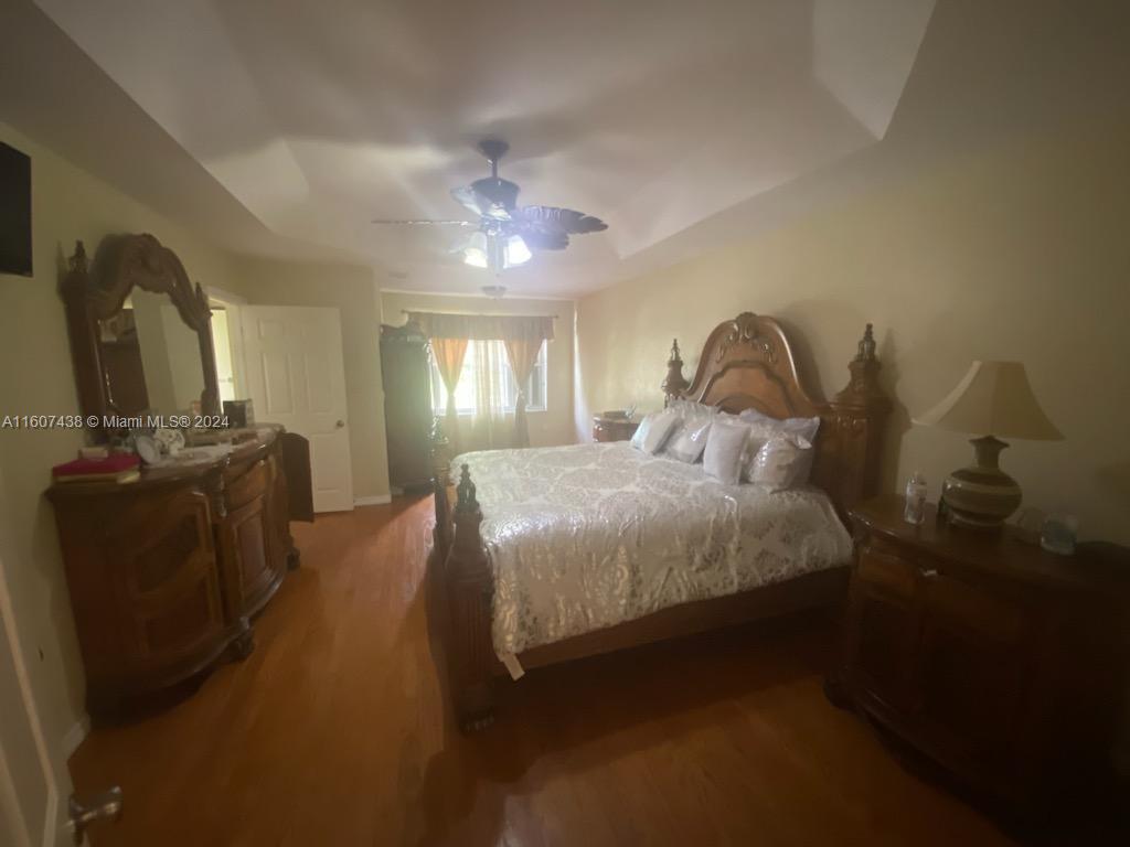 SILVER SHORES (PARCELS H - Residential