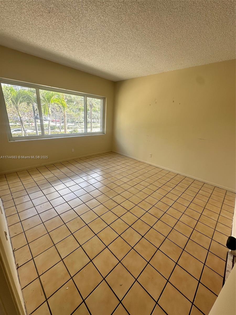 4143 N Ocean Blvd 204
