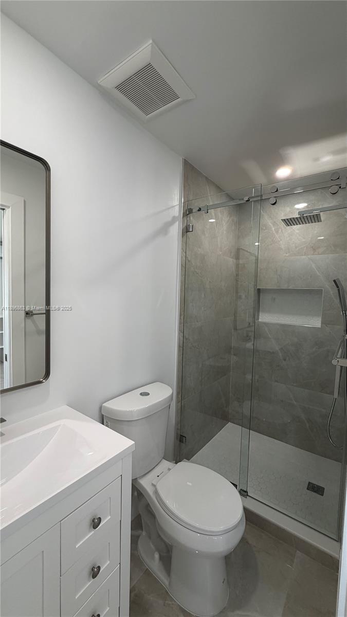 TIERRA ALTA - Residential Lease