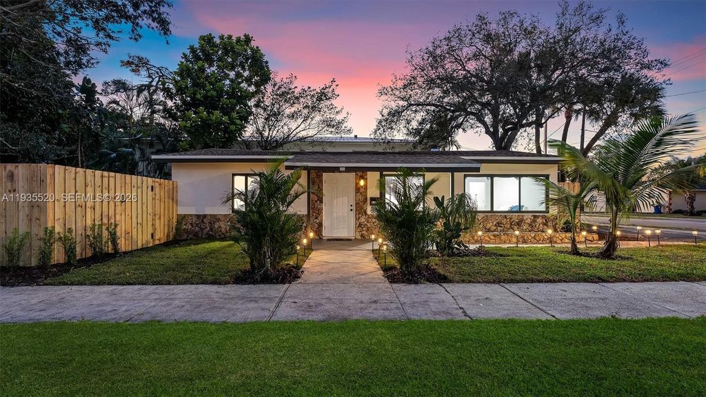 Photo of 1101 SW 19th Ave, Fort Lauderdale, FL 33312 (MLS # A11935520)