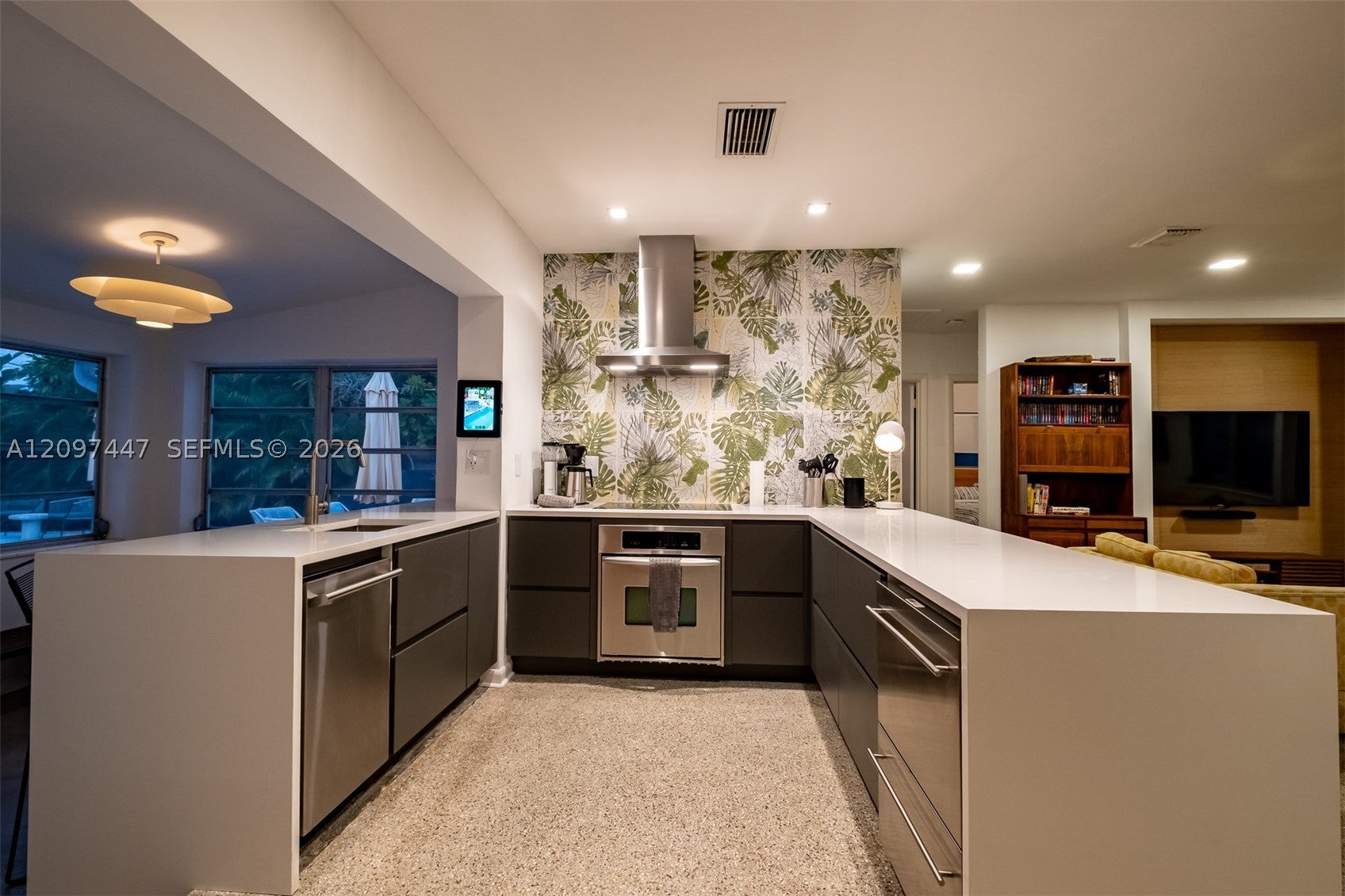 View photos, virtual tours, details... 401 NW 28th Ct