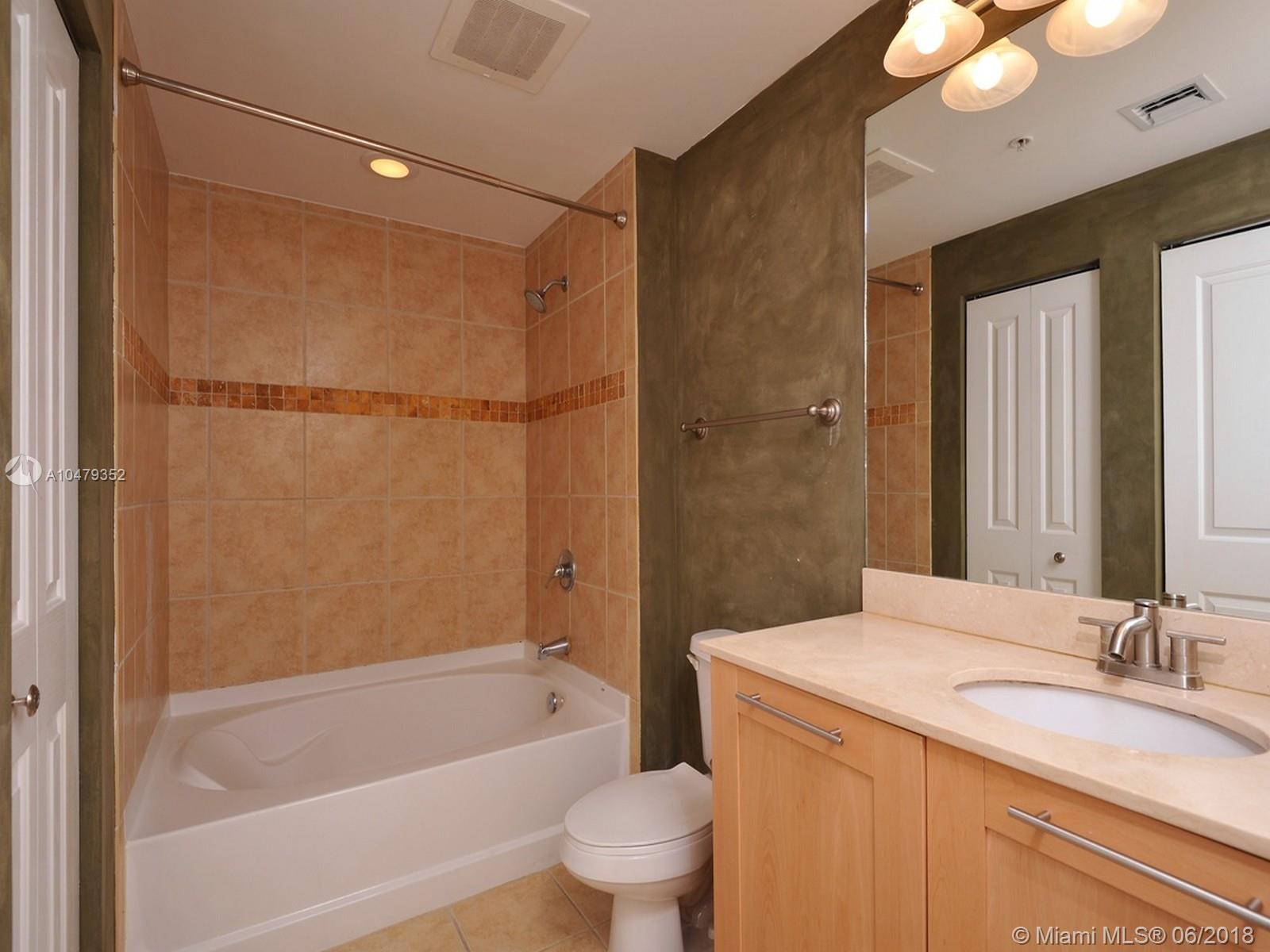 NURIVER LANDING CONDO - Residential Lease