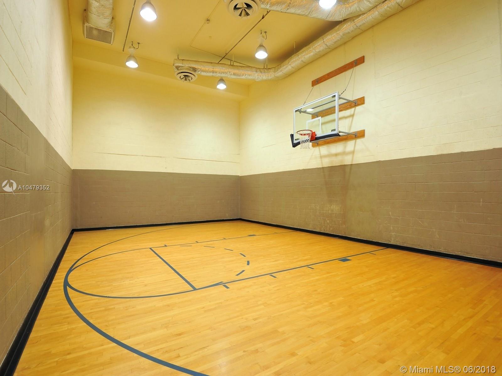 NURIVER LANDING CONDO - Residential Lease