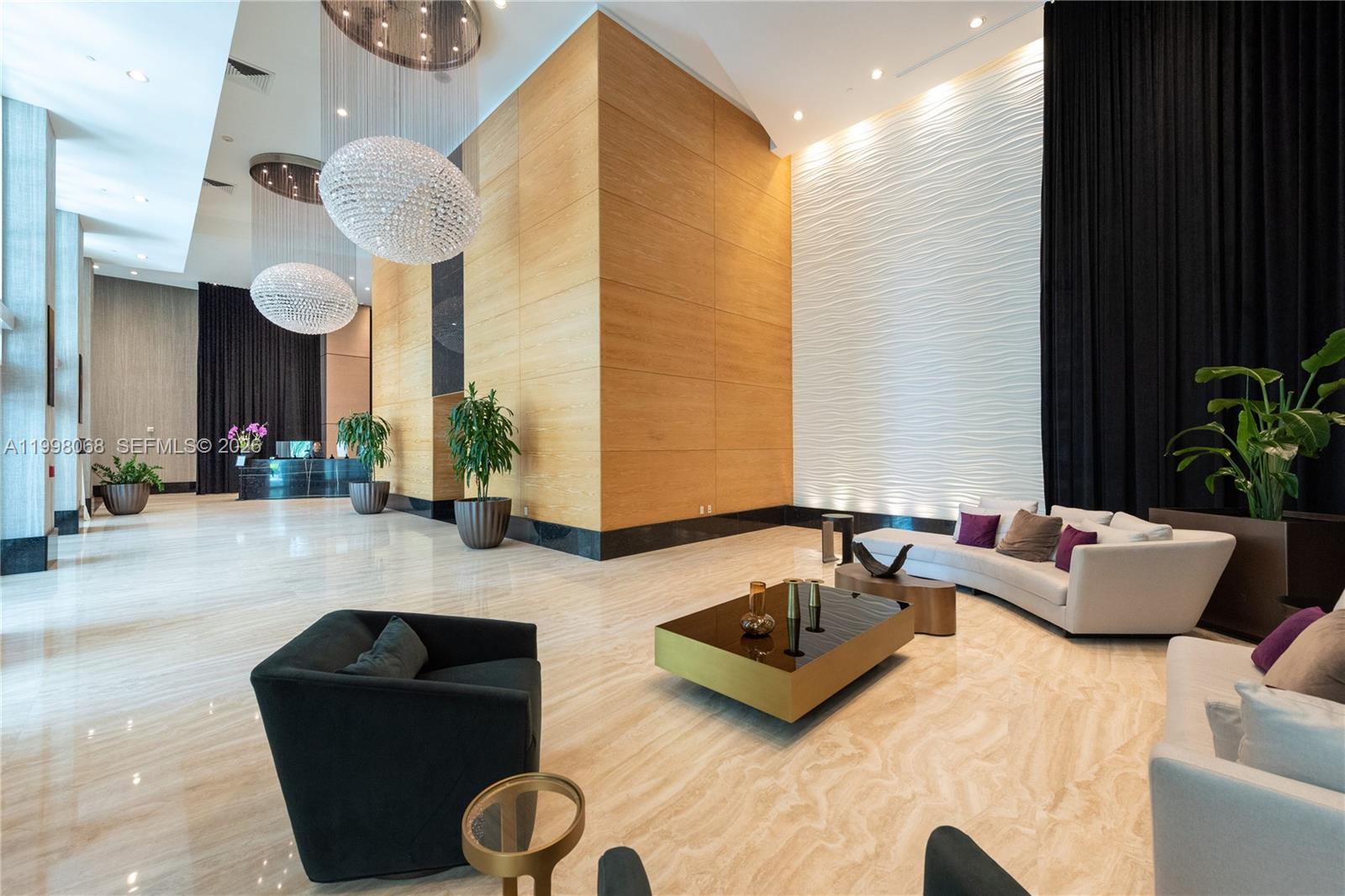 THE PLAZA 851 BRICKELL CO - Residential Lease