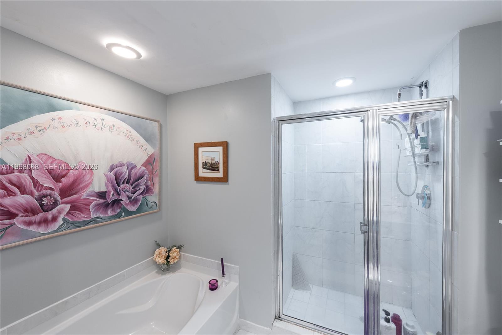 THE PLAZA 851 BRICKELL CO - Residential Lease