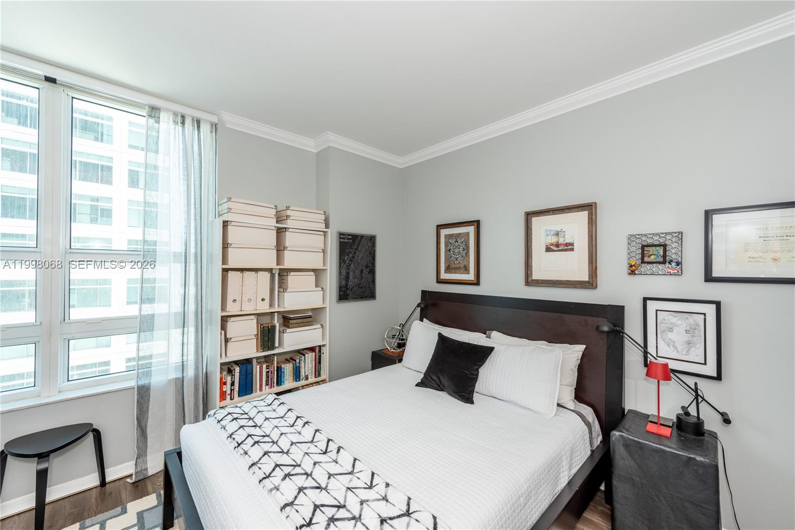 THE PLAZA 851 BRICKELL CO - Residential Lease