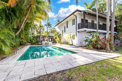 Single Family Residence in Fort Lauderdale FL 1349 Middle River Dr Dr.jpg