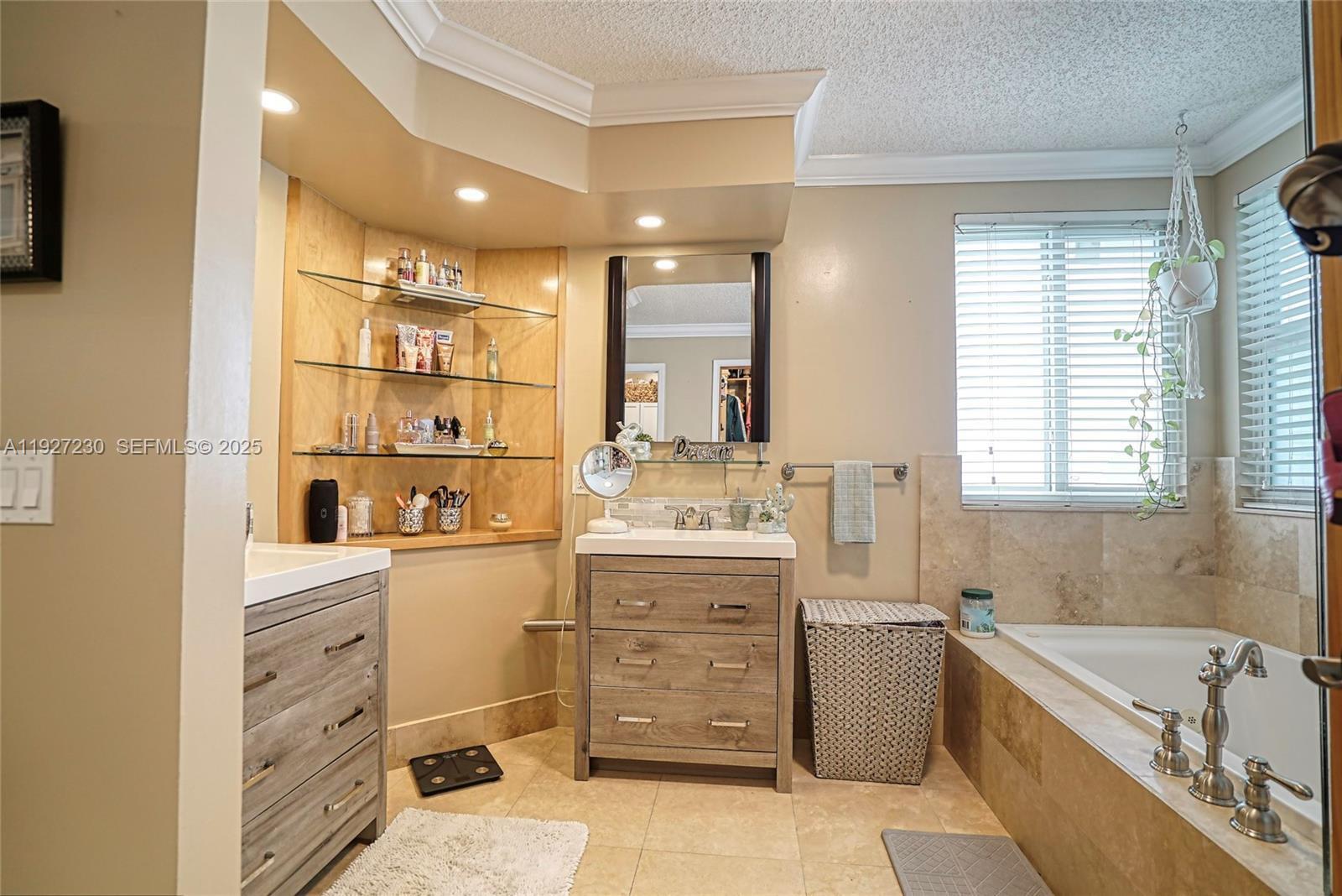 SAVANNAH PLAT 4 - Residential