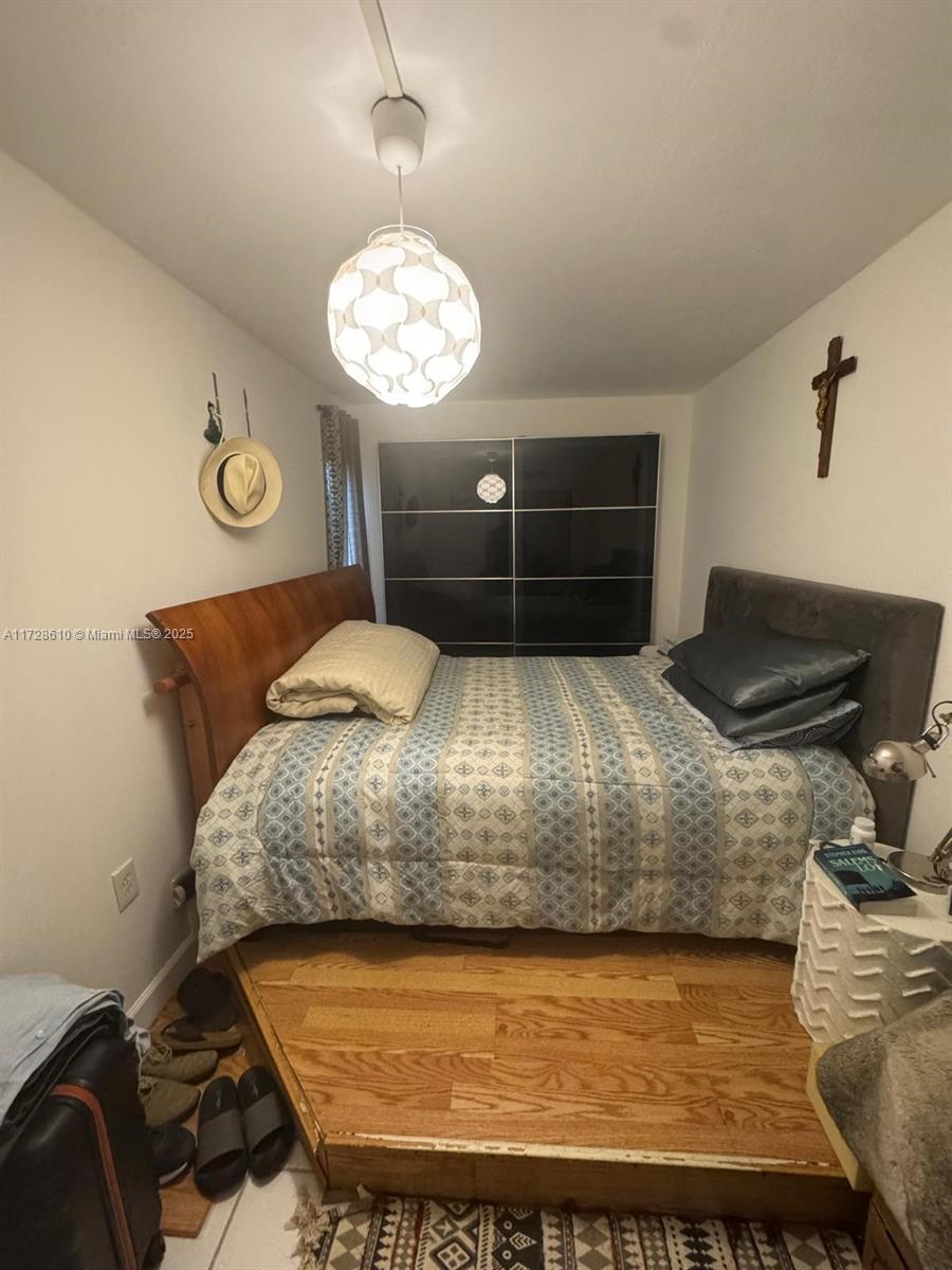 CRICKET CLUBHOUSE CONDO - Residential