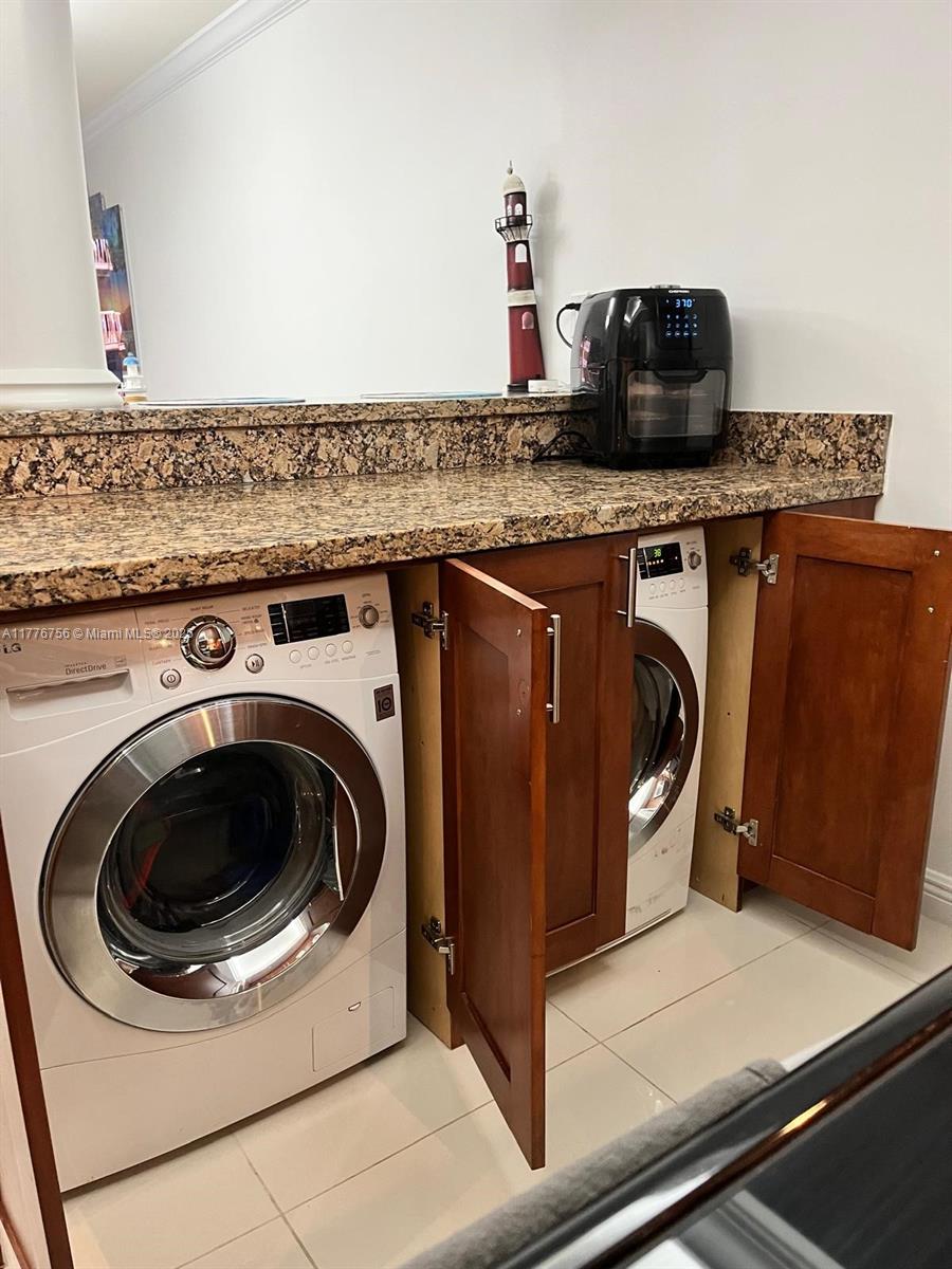 OCEAN SUMMIT CONDO - Residential Lease