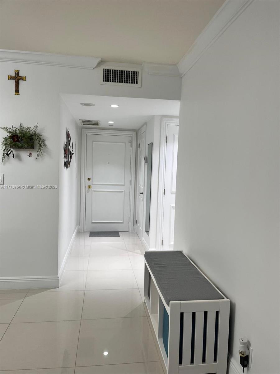 OCEAN SUMMIT CONDO - Residential Lease