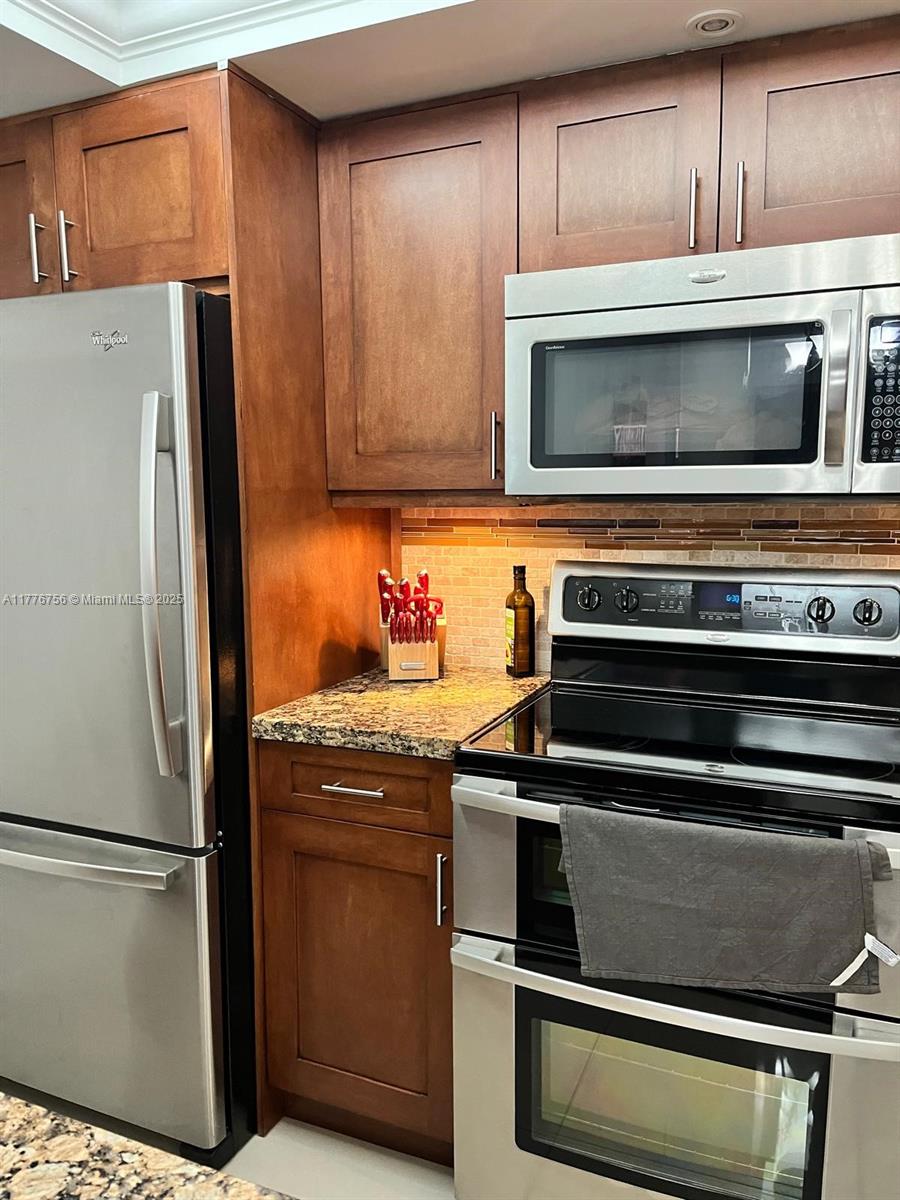 OCEAN SUMMIT CONDO - Residential Lease