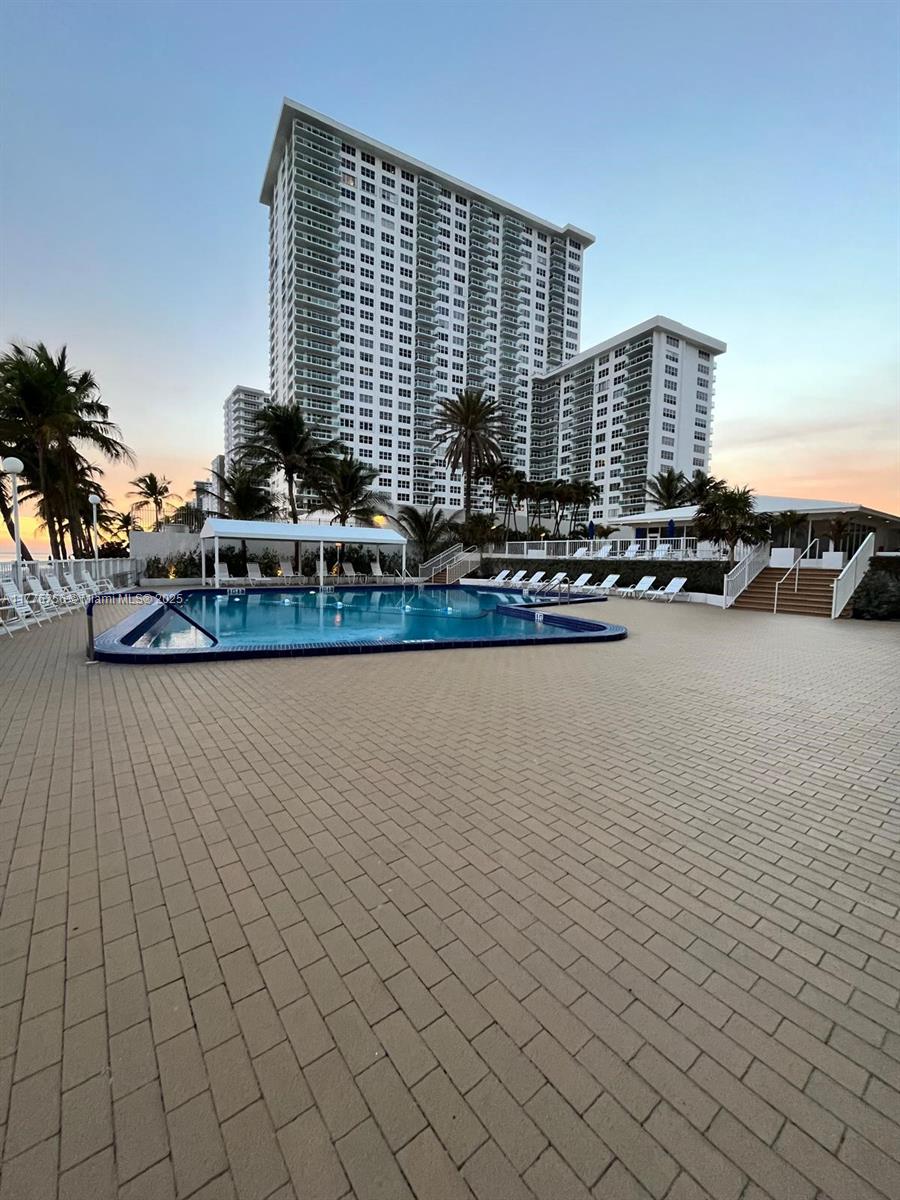 OCEAN SUMMIT CONDO - Residential Lease