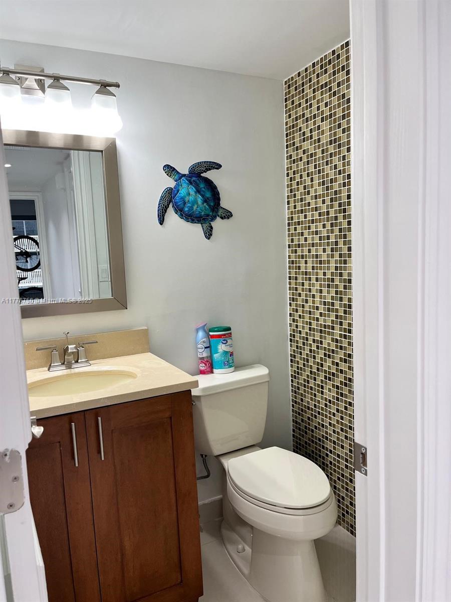 OCEAN SUMMIT CONDO - Residential Lease