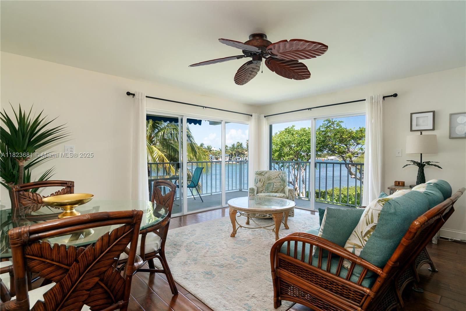 COCO PLUM BEACH - Residential