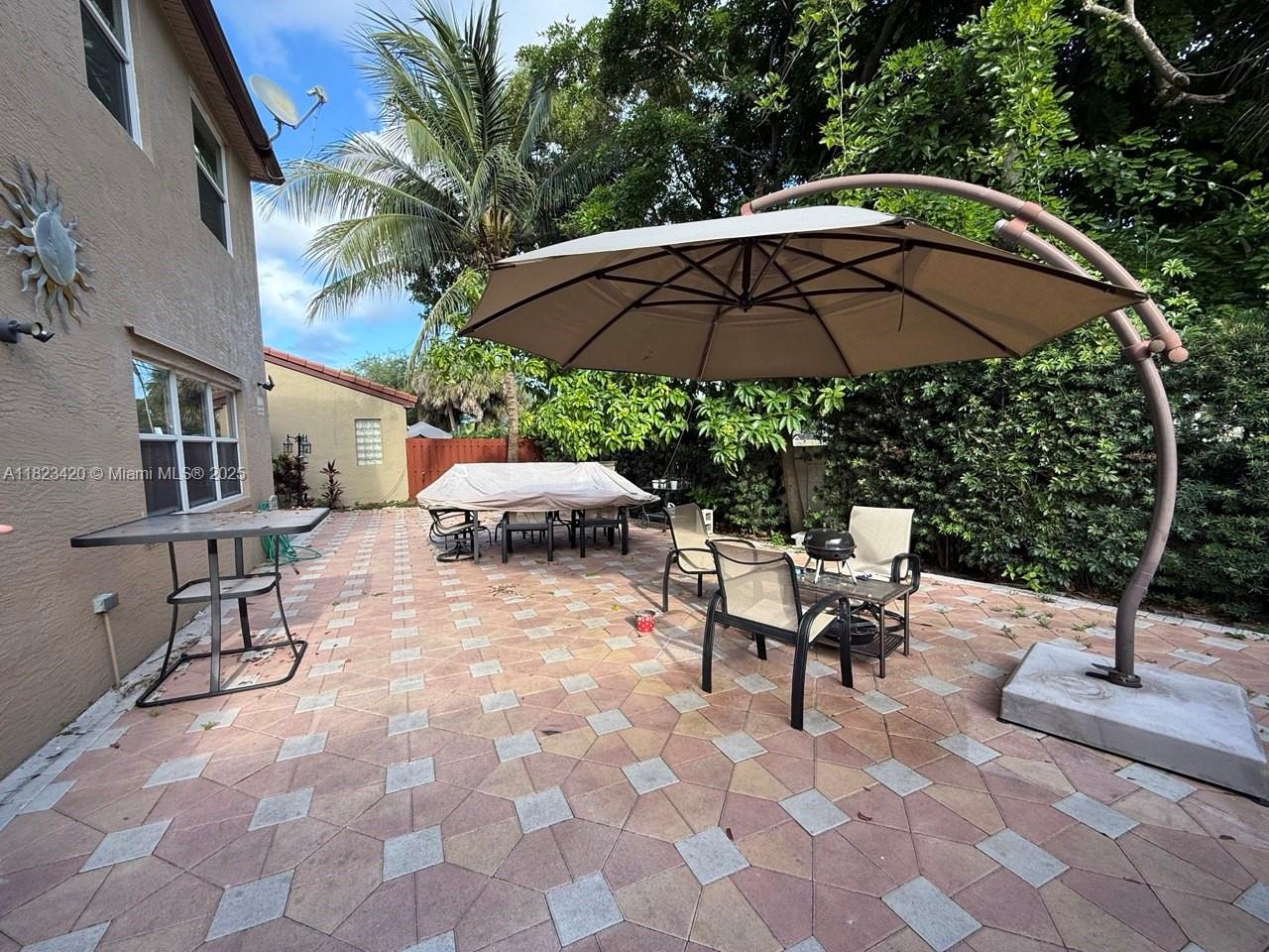 HAMMOCKS AT RIVERGLEN - Residential