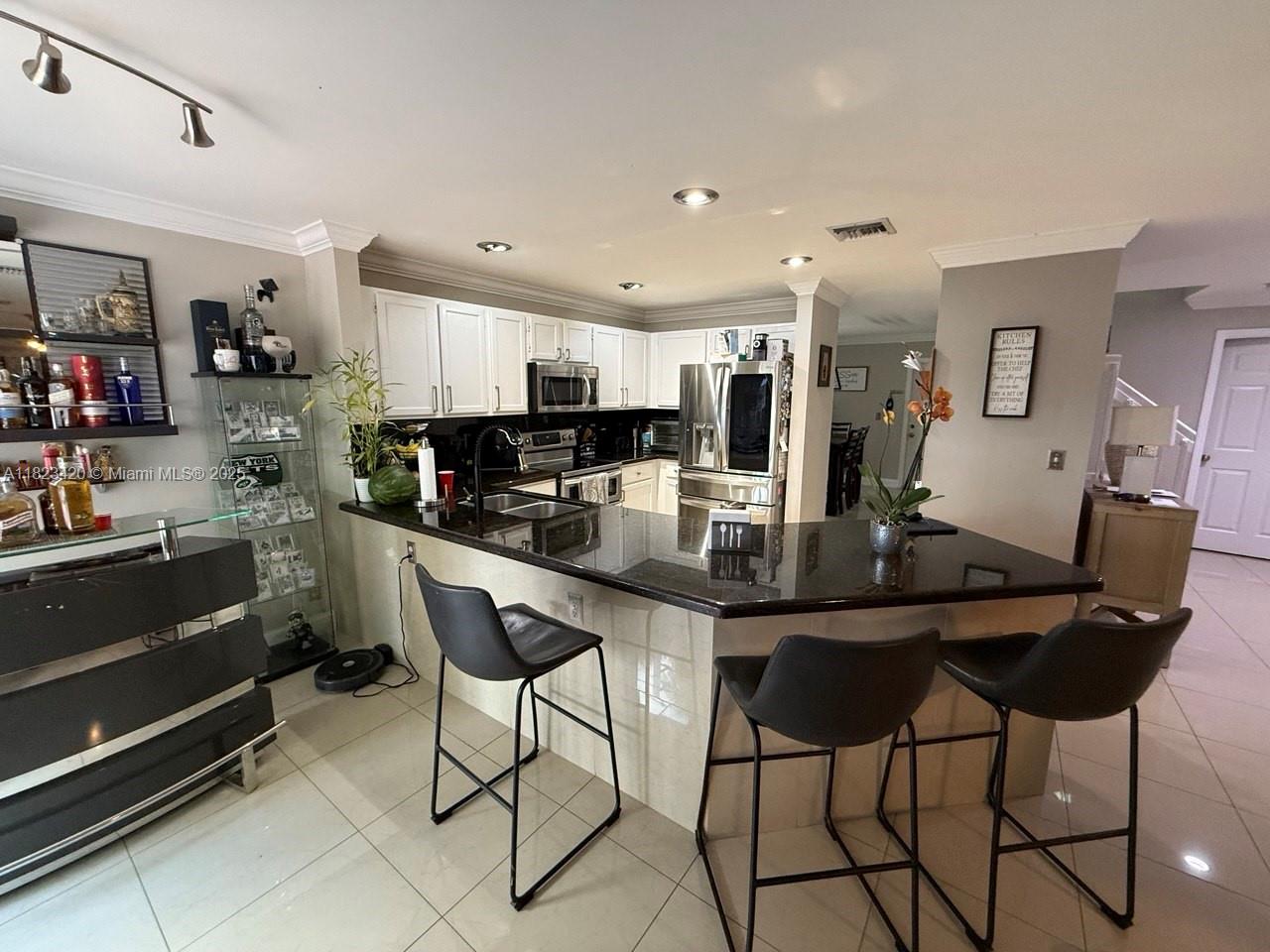 HAMMOCKS AT RIVERGLEN - Residential