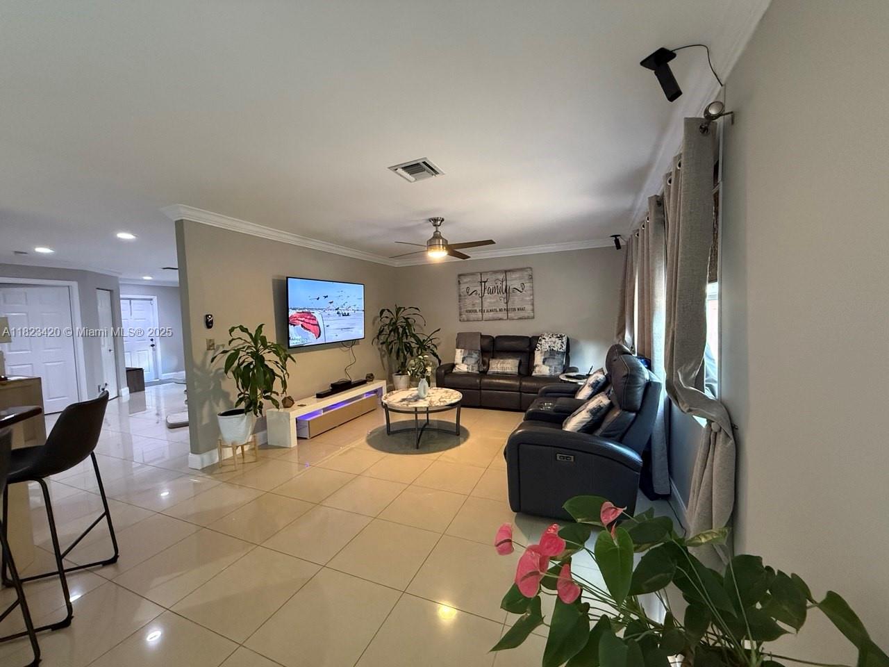 HAMMOCKS AT RIVERGLEN - Residential