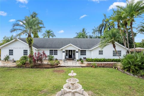 27800 SW 182nd Ave Homestead FL 33031