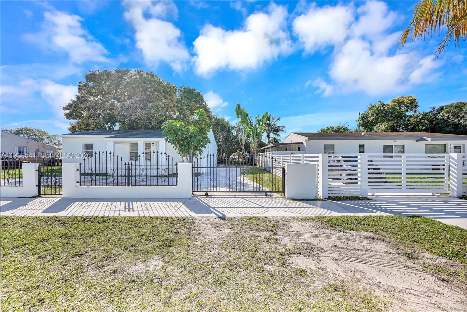 PINE TREE PARK 1ST ADDN - Residential