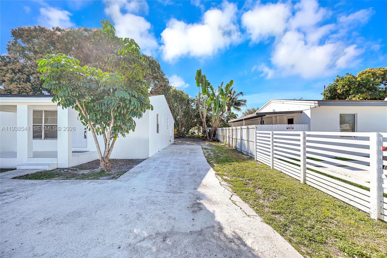 PINE TREE PARK 1ST ADDN - Residential