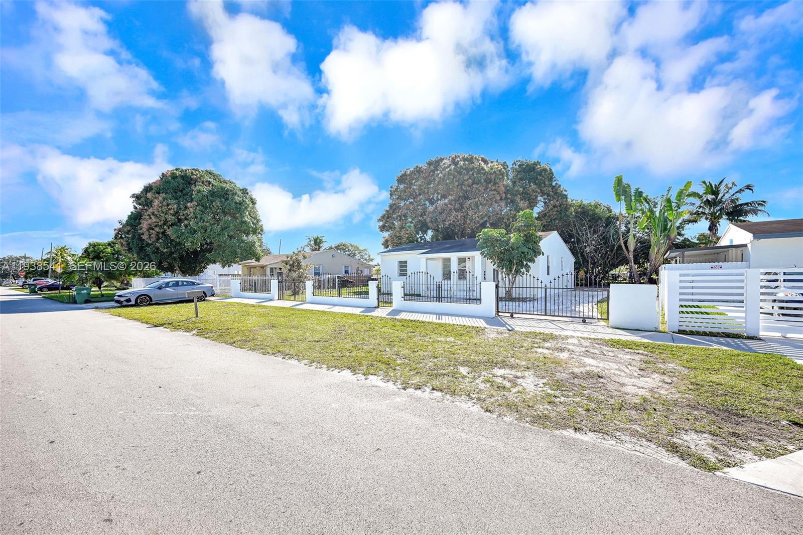 PINE TREE PARK 1ST ADDN - Residential