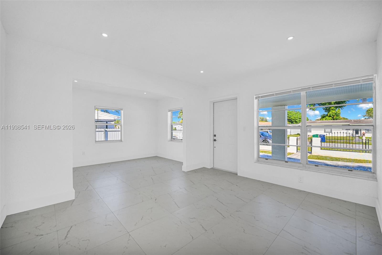 PINE TREE PARK 1ST ADDN - Residential