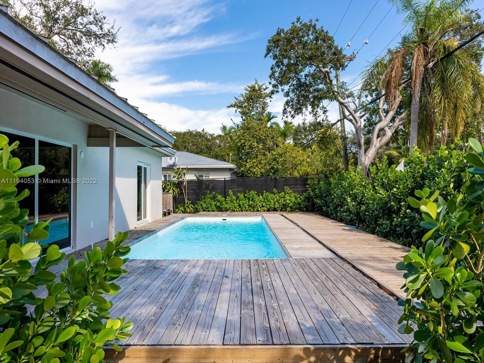 RHODES AMD NEW BISC - Residential Lease