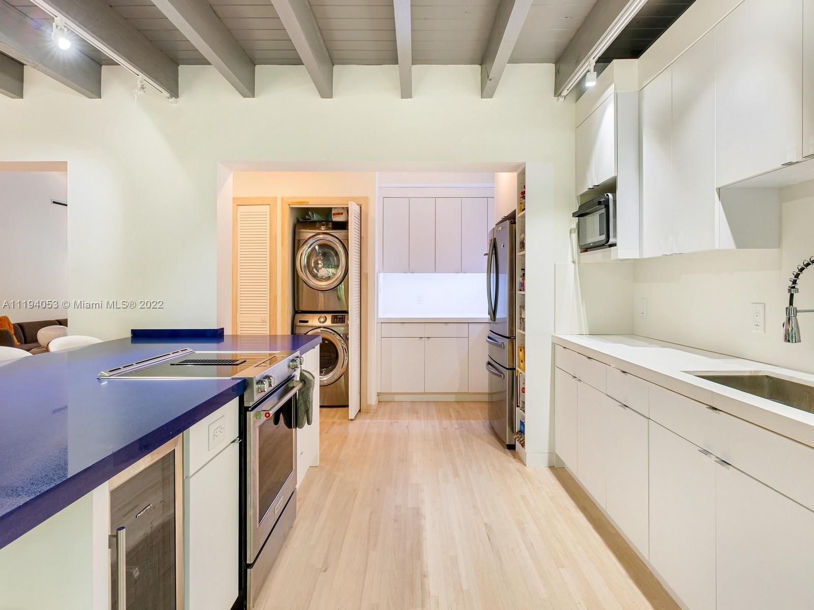 RHODES AMD NEW BISC - Residential Lease