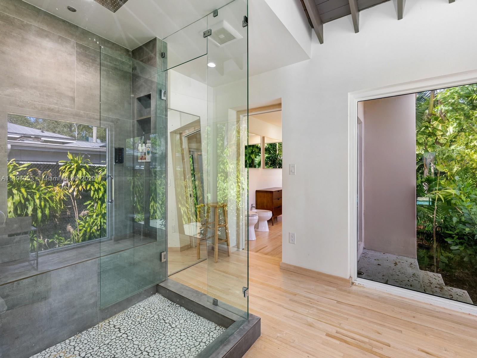 RHODES AMD NEW BISC - Residential Lease