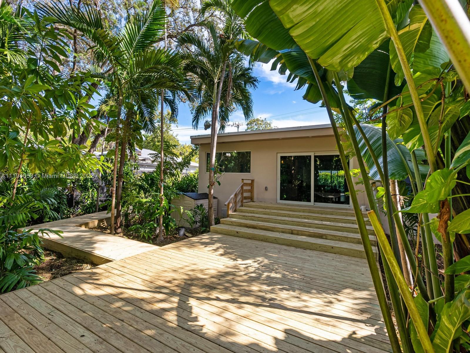 RHODES AMD NEW BISC - Residential Lease