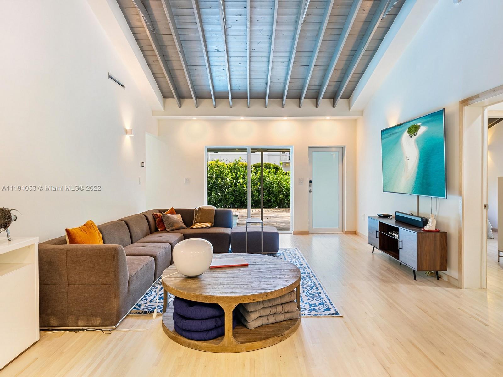 RHODES AMD NEW BISC - Residential Lease