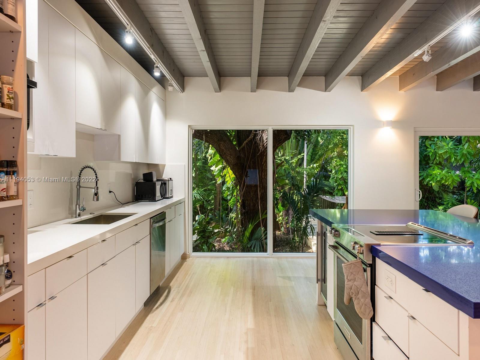 RHODES AMD NEW BISC - Residential Lease