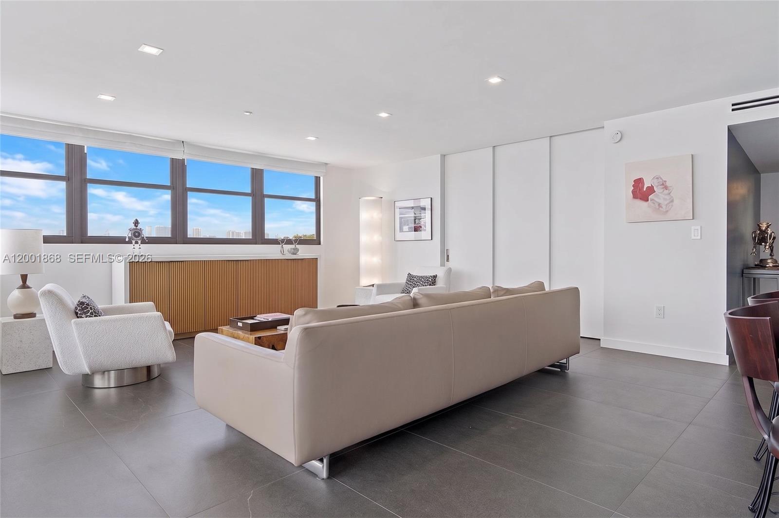 NINE ISLAND AVENUE CONDO - Residential