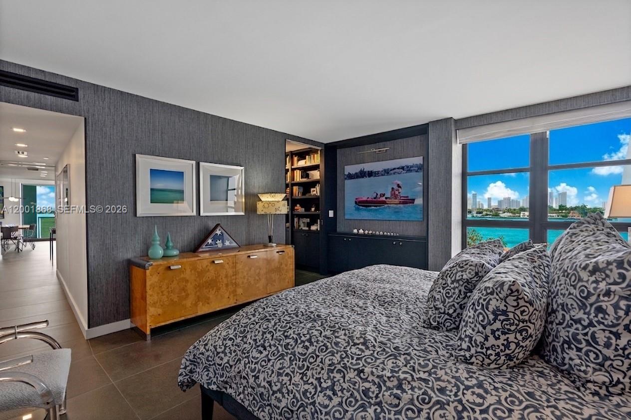 NINE ISLAND AVENUE CONDO - Residential