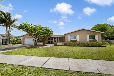 Photo of 9321 SW 104th Ct, Miami, FL 33176 (MLS # A12006000)