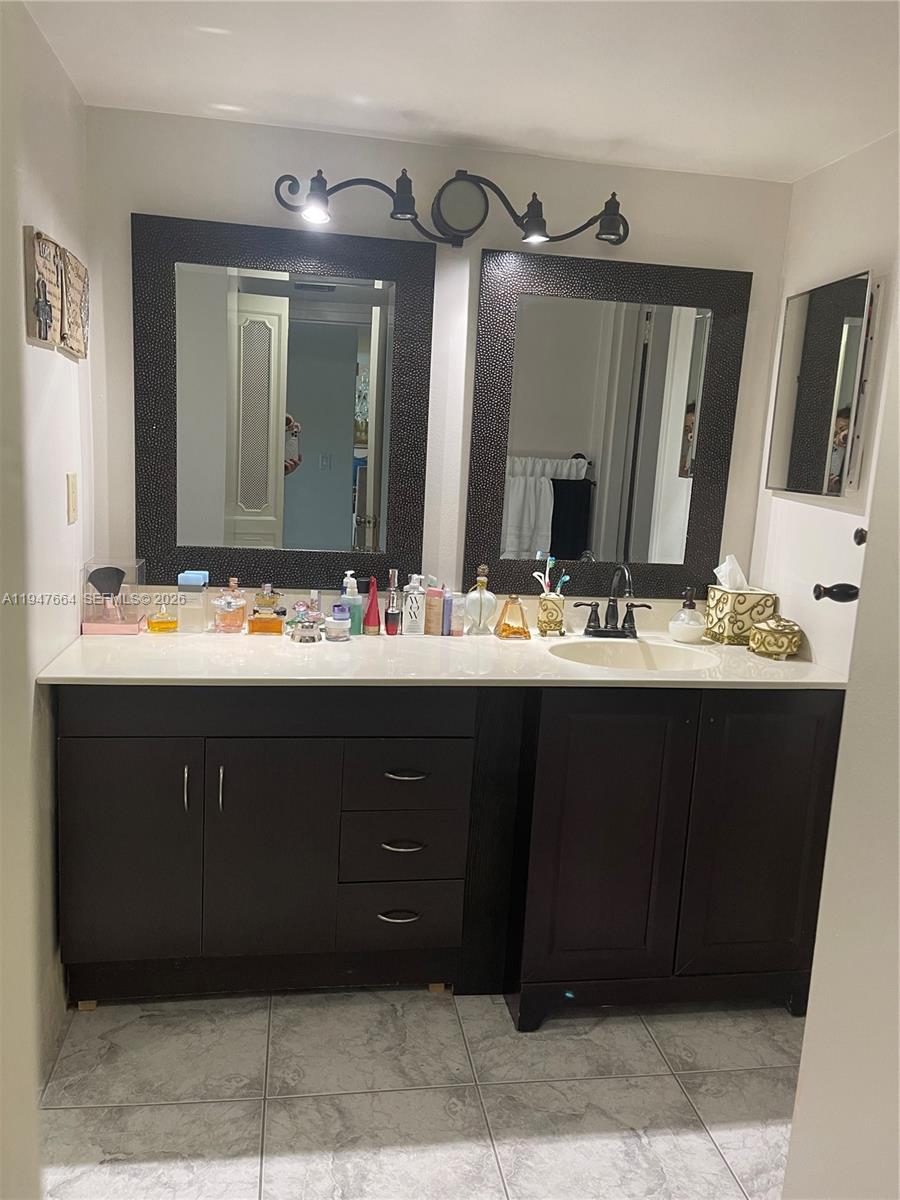 BONAVIDA CONDO - Residential