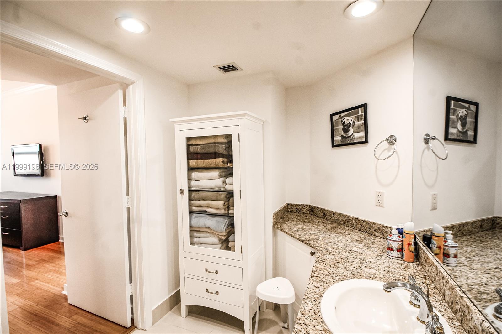 TURNBERRY ON THE GREEN CO - Residential