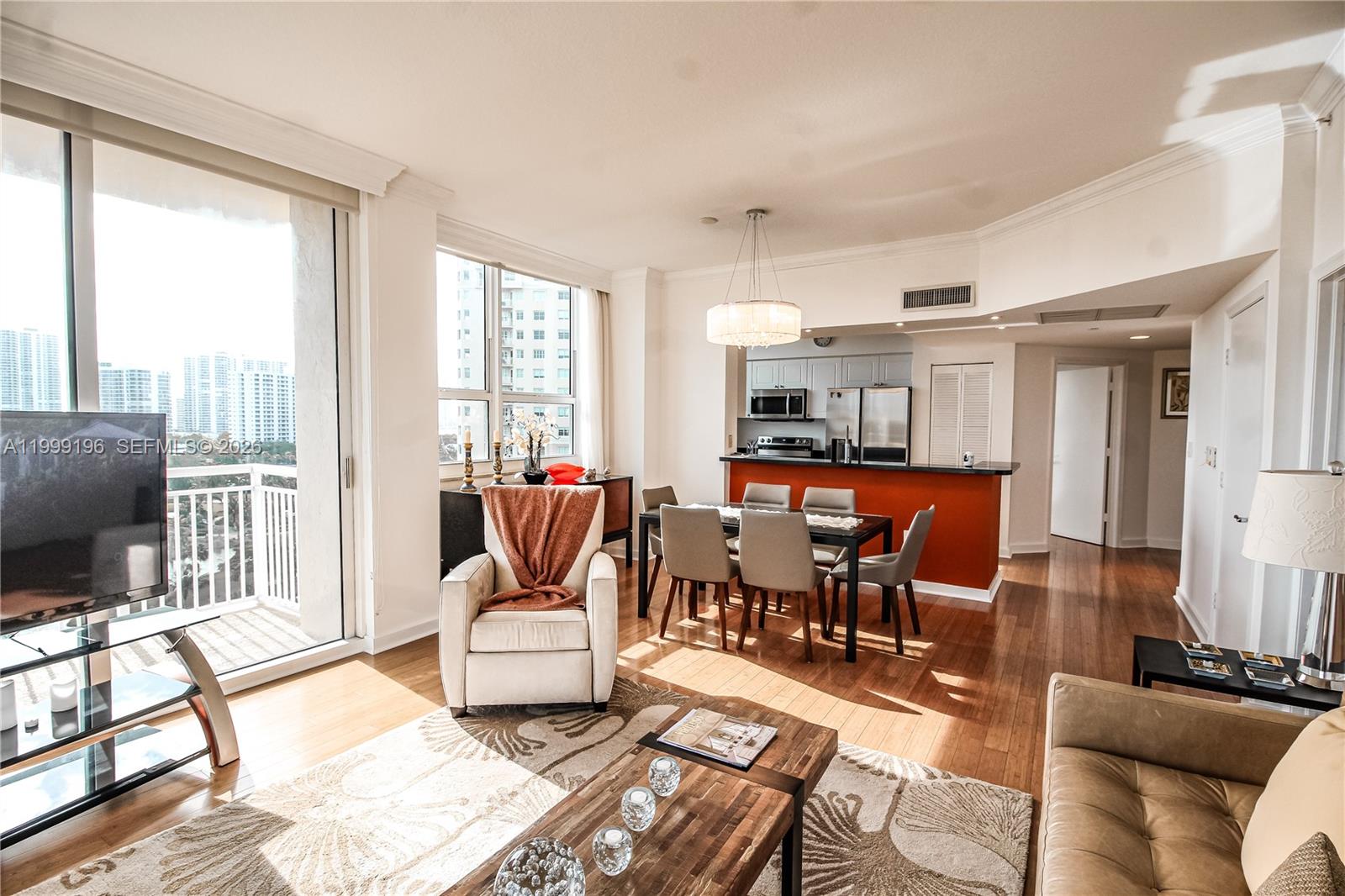 TURNBERRY ON THE GREEN CO - Residential