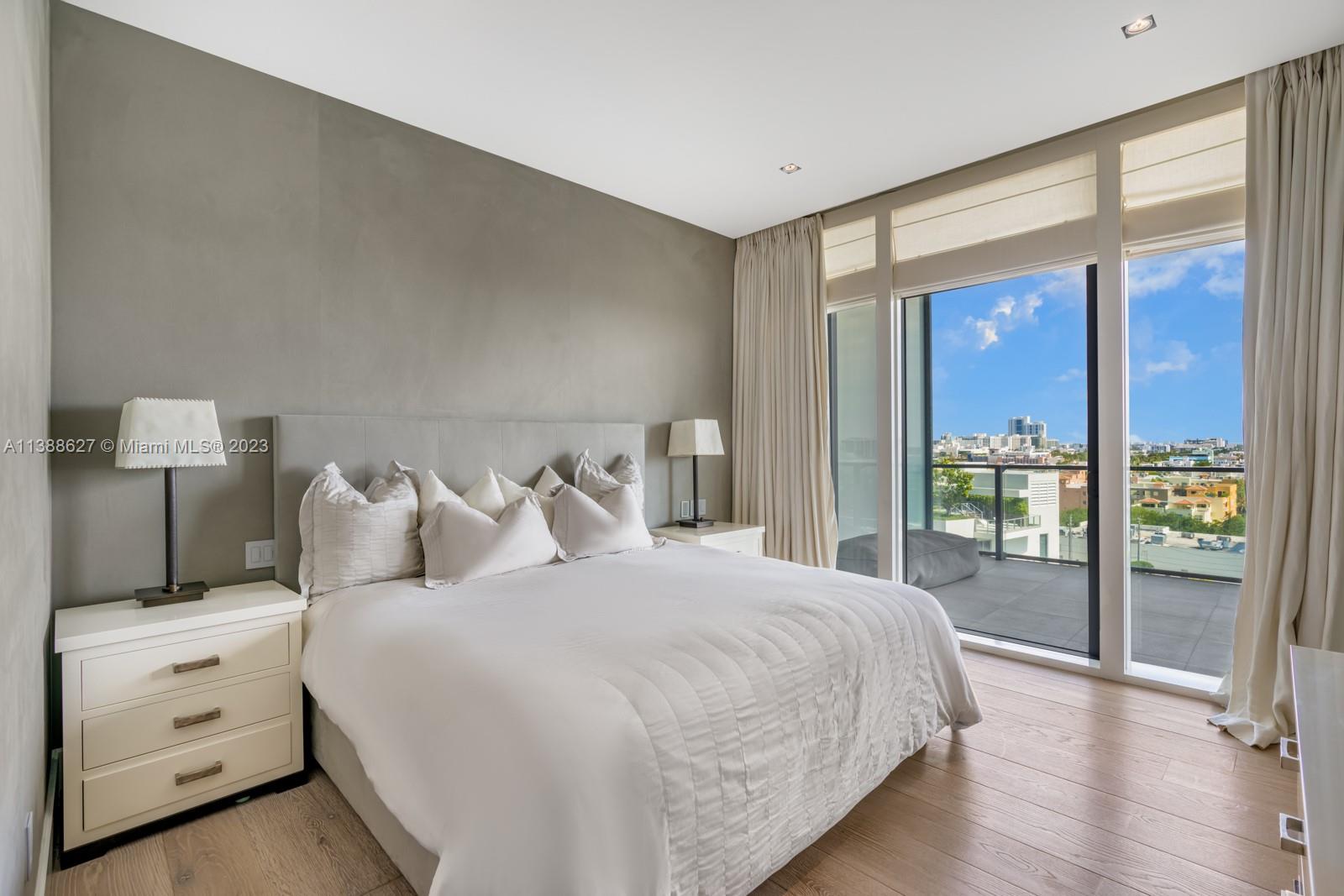 APOGEE CONDO - Residential Lease