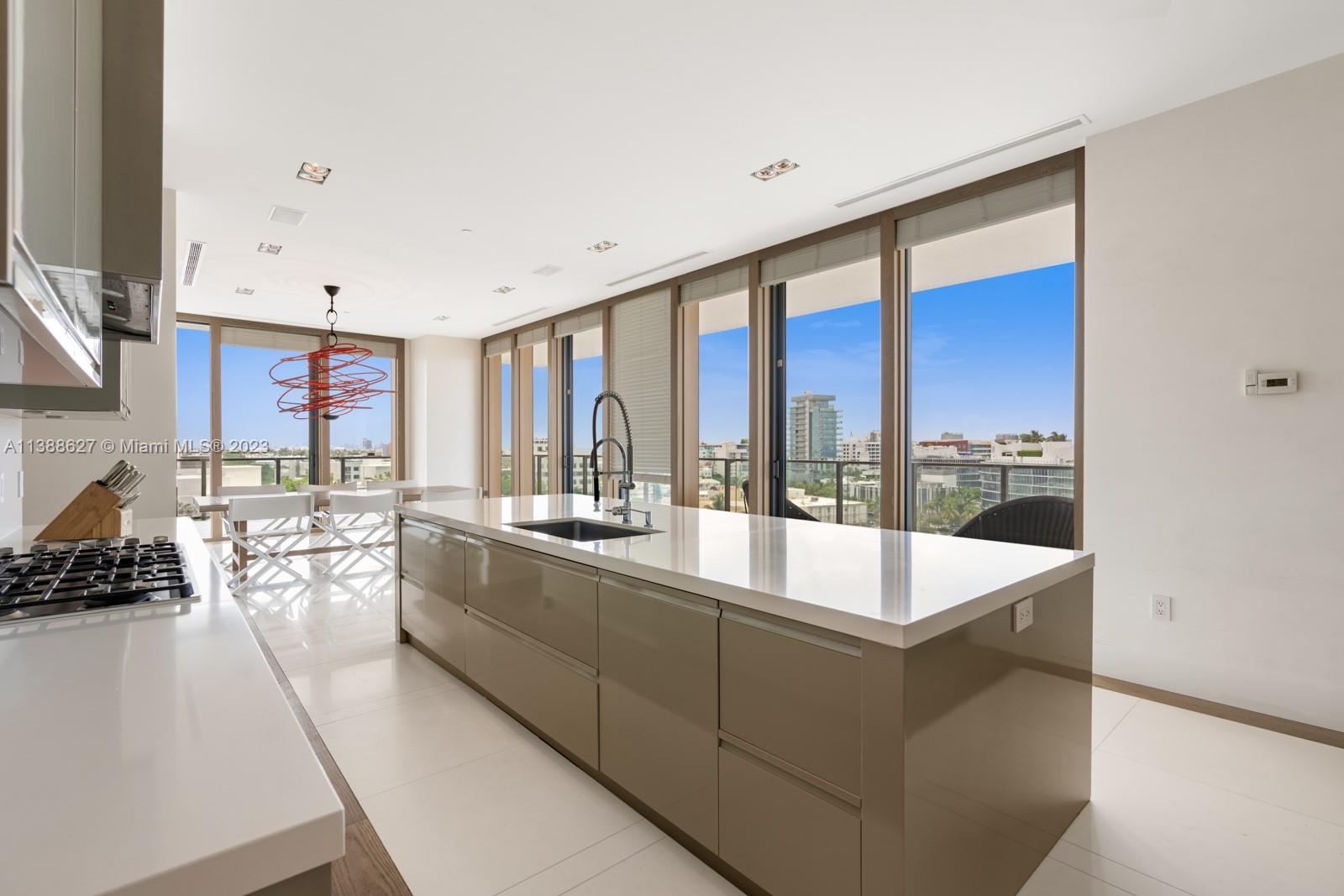 APOGEE CONDO - Residential Lease