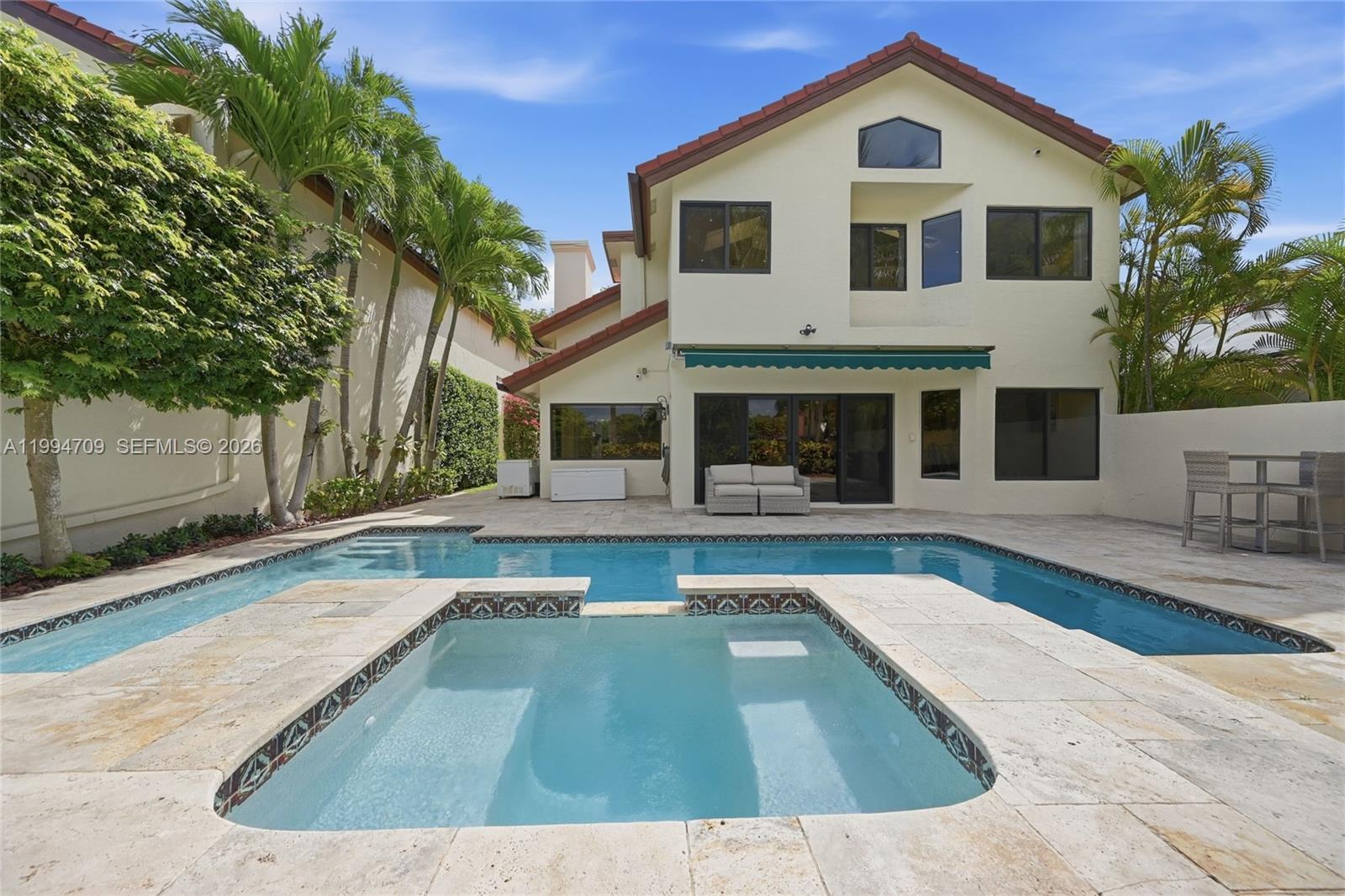 TOWN PLACE CLUB VILLAS - Residential Lease