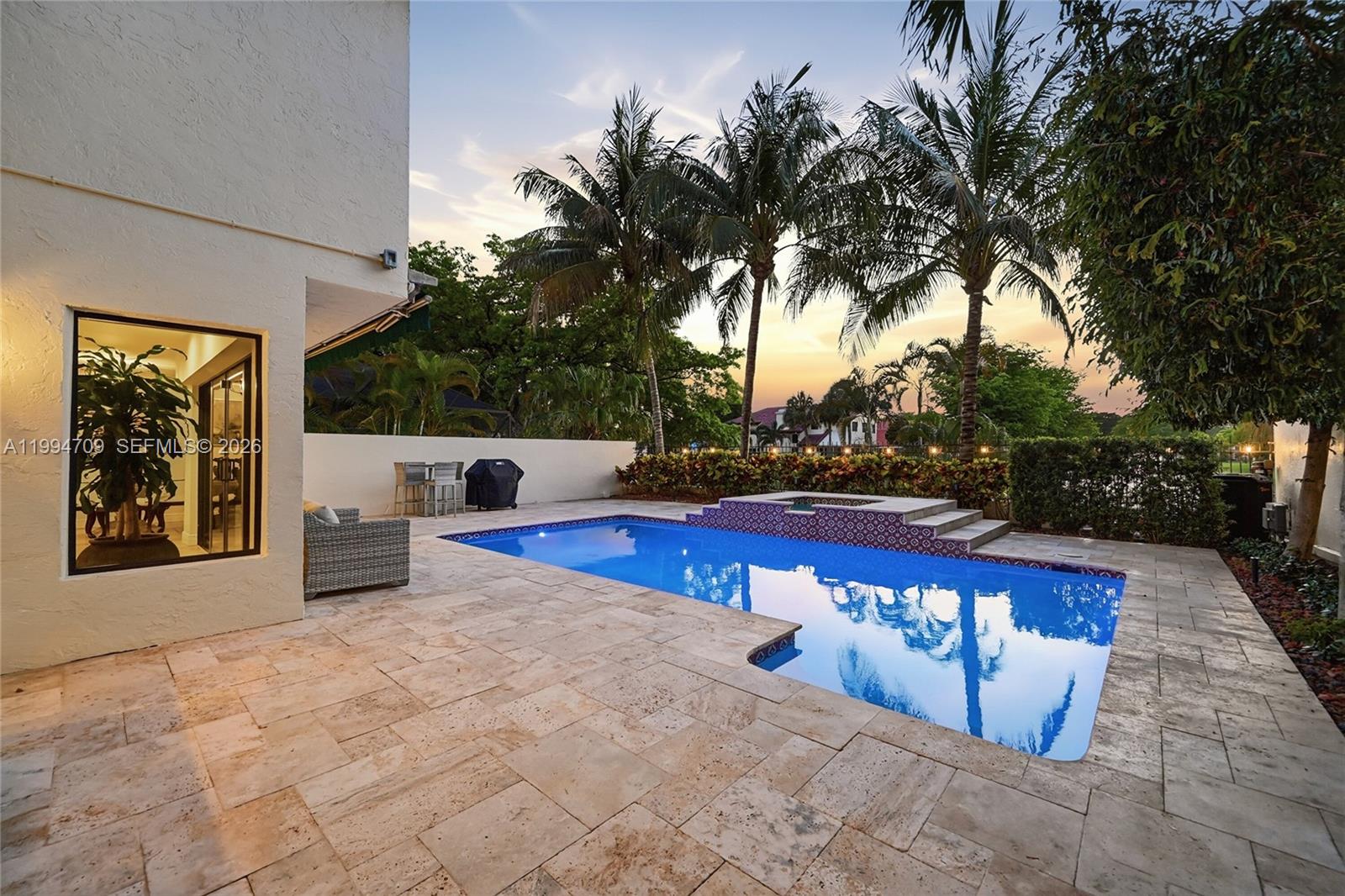 TOWN PLACE CLUB VILLAS - Residential Lease