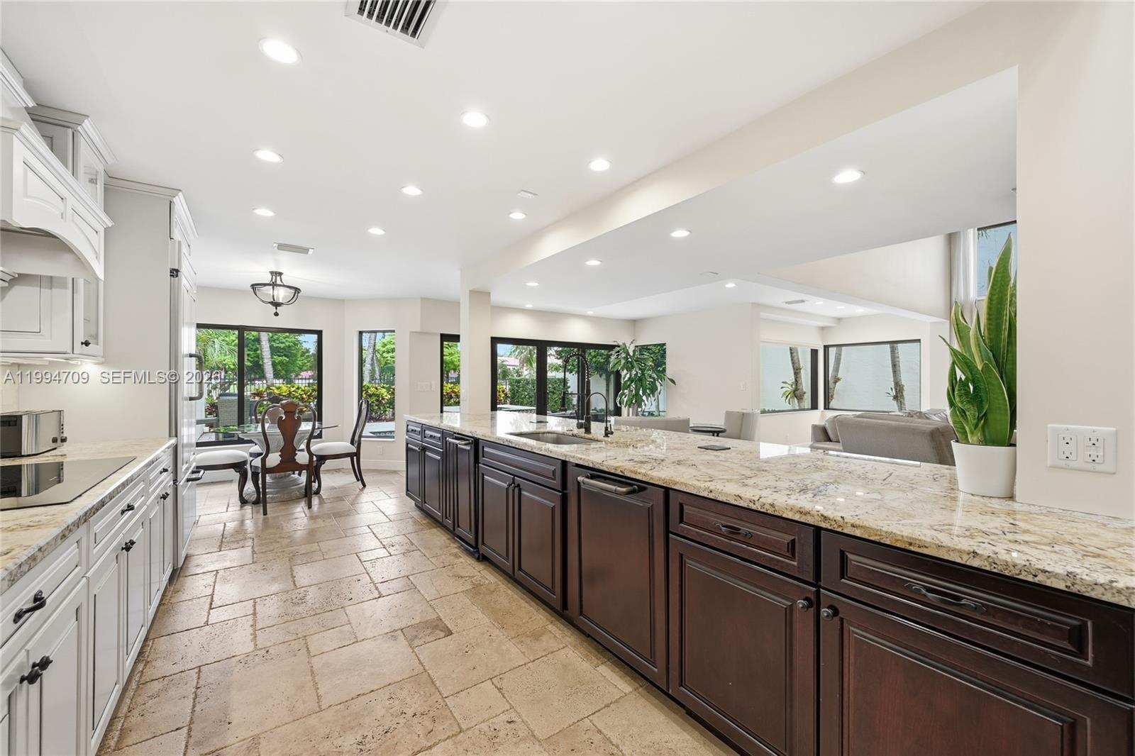 TOWN PLACE CLUB VILLAS - Residential Lease