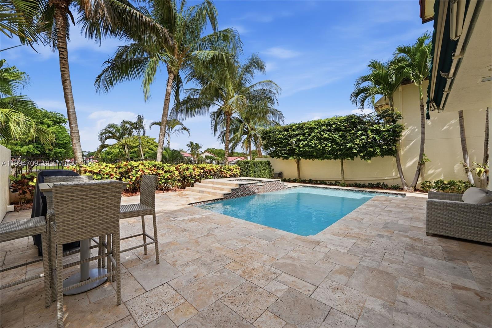 TOWN PLACE CLUB VILLAS - Residential Lease