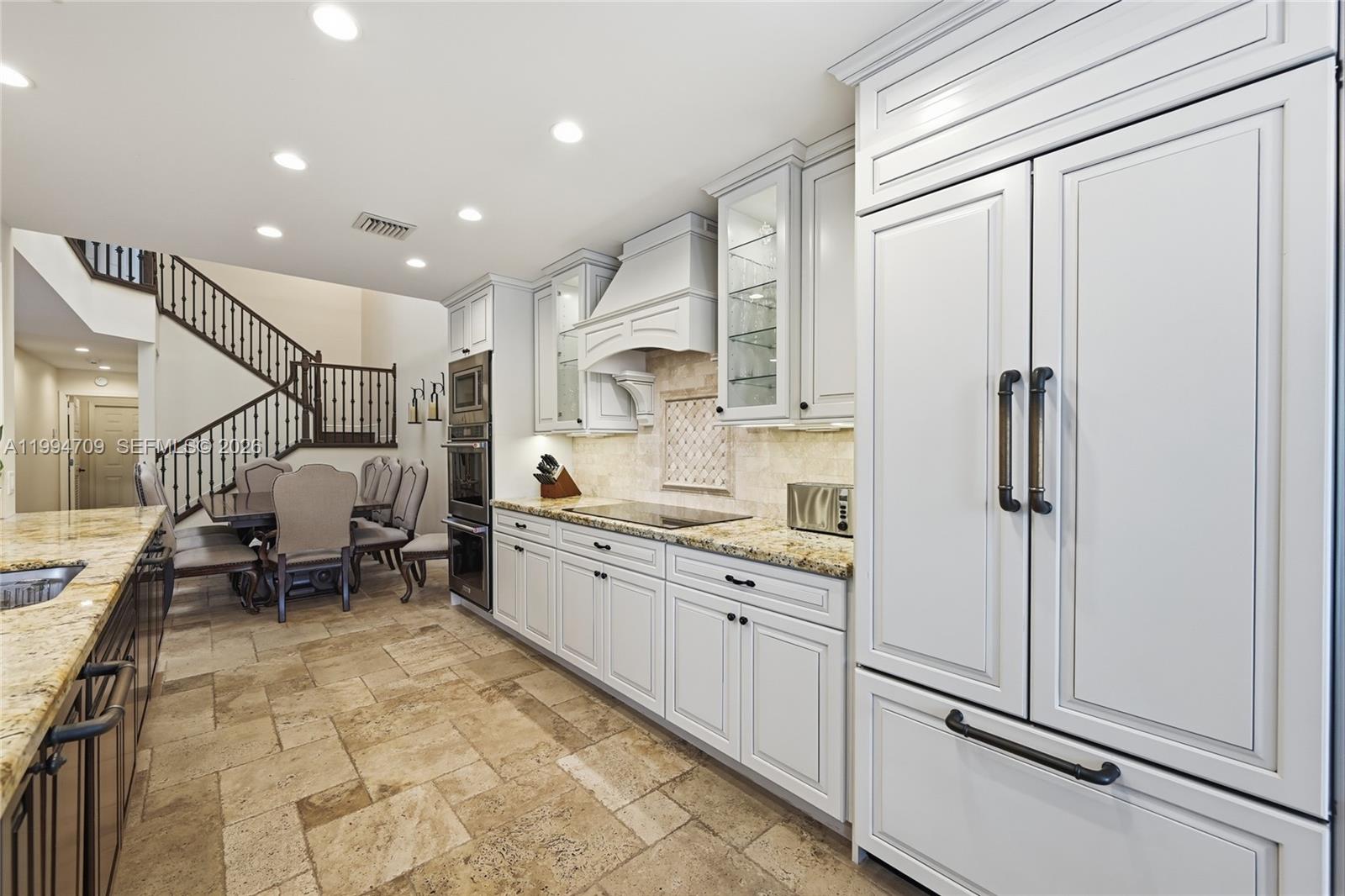 TOWN PLACE CLUB VILLAS - Residential Lease